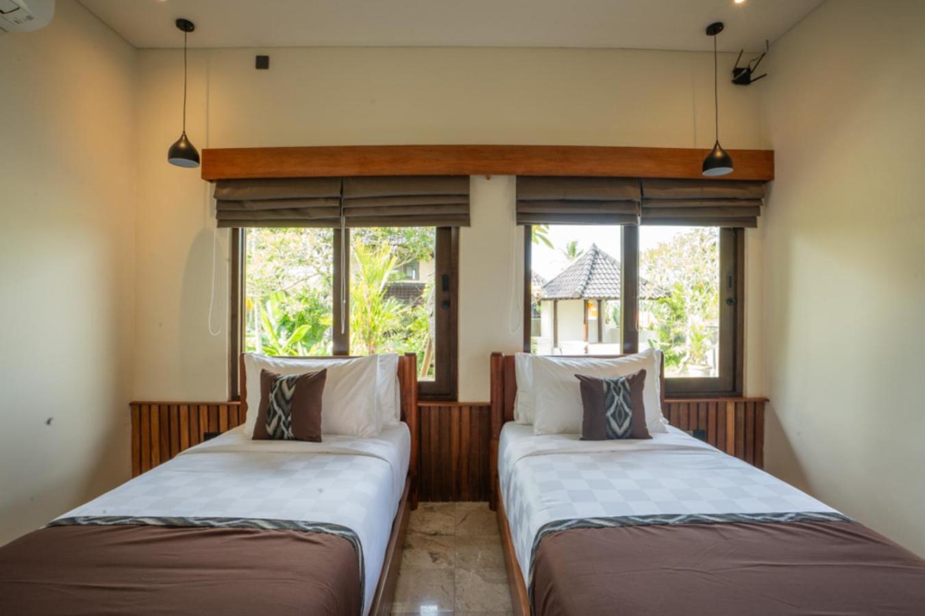 Oma Ubud Luaran gambar